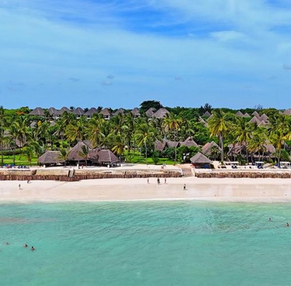 Ôclub Select BlueBay Beach Resort & Spa 5* + Safari 1 nuit en avion, Combiné Tanzanie, Zanzibar par Ôvoyages Ôclub Select BlueBay Beach Resort & Spa 5* + Safari 1 nuit en avion, Combiné Tanzanie, Zanzibar par Ôvoyages
